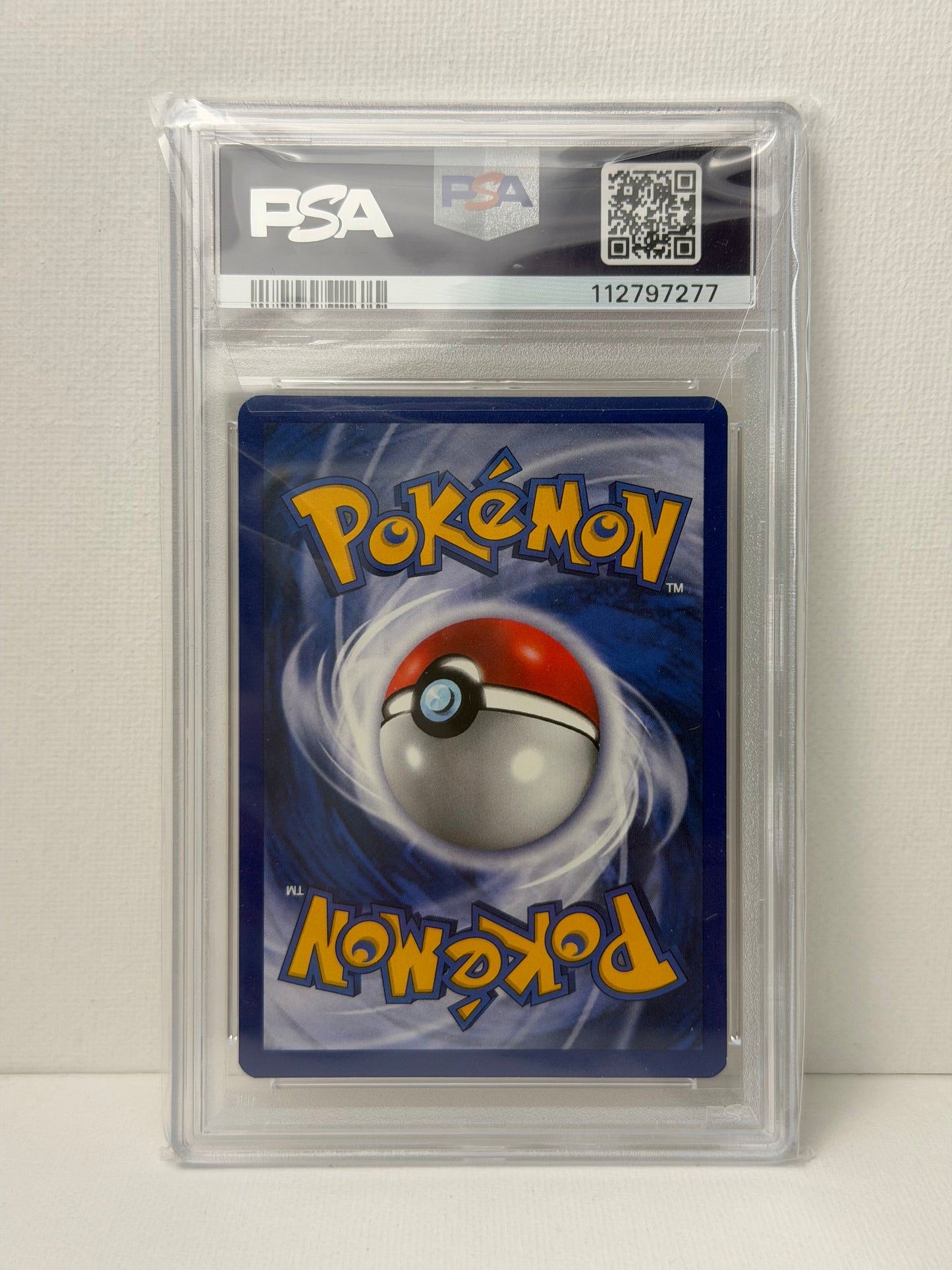 Machoke #34/102 Base Set (EN) – PSA 9 Mint